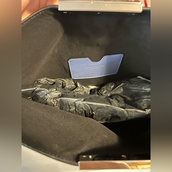 Alexander McQueen knuckle Clutch (Update Please read Description) - Picture 4 of 10
